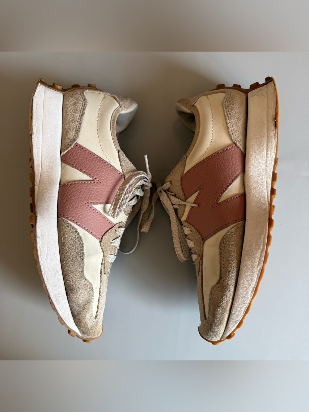 New Balance 327 Sneakers Women's Incense Bone Mauve Gum Sole Sz 10 FLAW